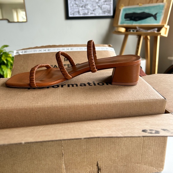 Reformation Assunta 35mm strappy mules brown vegan leather size 9 - Picture 3 of 8
